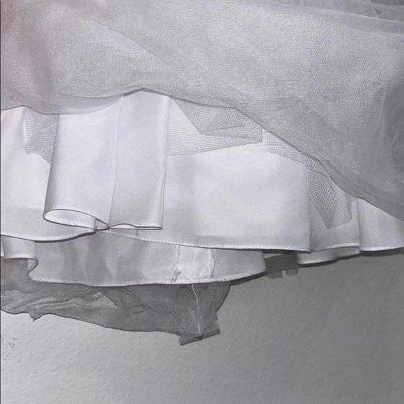 David’s Bridal Satin Flower Girl Dress with Tulle Skirt. Size 3T. Style# S1038 - Picture 13 of 13